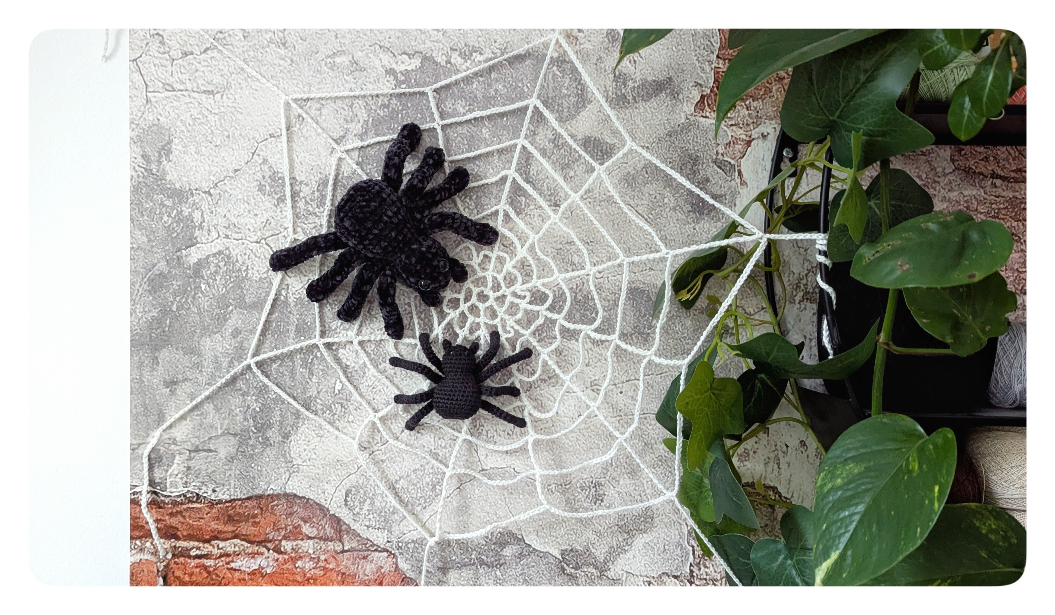 Crochet Spider and its Spider Web - Halloween - trishagurumi